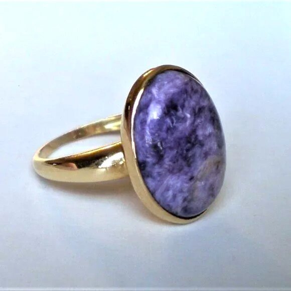 Vintage Solid 18K 750 Yellow Gold Russian Purple Violet Charoite Cabochon Ring - Picture 3 of 12